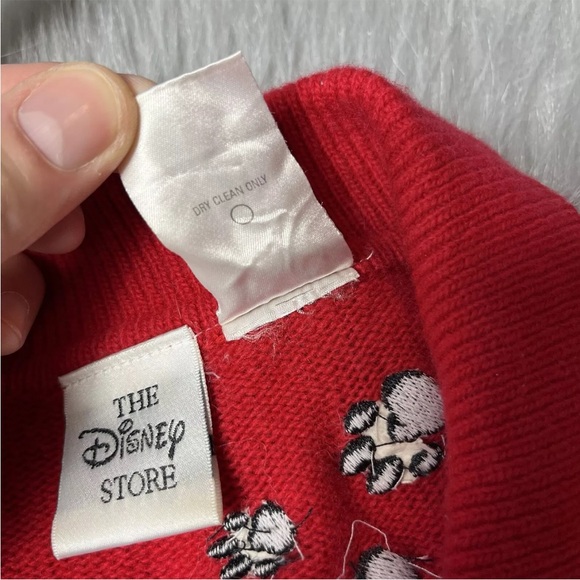 Vintage 90s Disney Store Red 101 Dalmatians Cardigan Sweater - Picture 6 of 16